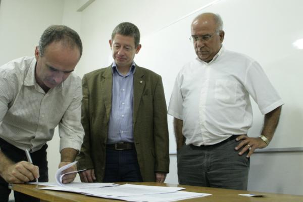 UCPel e Conselho Regional de Administração firmam convênio