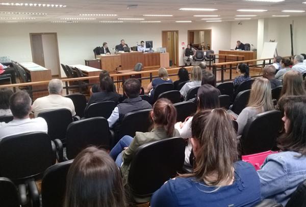 Acadêmicos do Direito visitam Foro de Pelotas