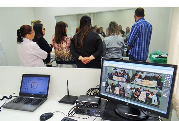 UCPel inscreve para curso de simulação realística em sala de emergência