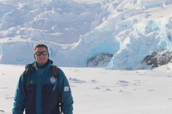 Médico relatará na UCPel experiência de 13 meses na Antártica